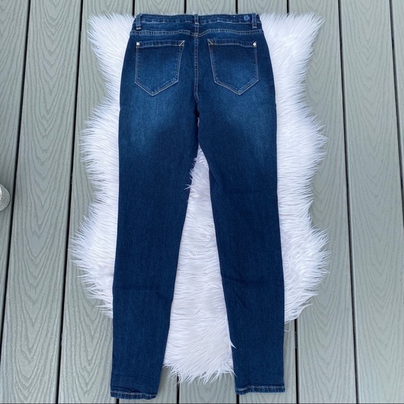 Kensie Skinny Jeans - Picture 4 of 4